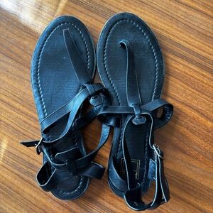 Frye Black Leather Strap Flat Sandal Size 9